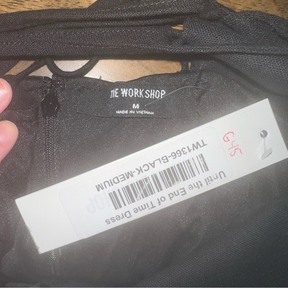 NWT The Workshop Black Linen Spaghetti Strap Dress M Lace up Back with Slit - Picture 11 of 11